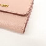 MIU MIU Leather Double Hook Bi-fold Wallet Pink Gold Hardware Used - 图片 7