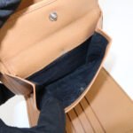 PRADA Triangle Logo Saffiano Leather Trifold Wallet Brown Used - 图片 19
