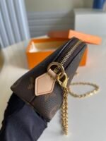 Cosmetic Pouch - 图片 5