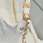 Chane Wrinkled Lambskin Size: 15 12.5 18cm - 图片 2