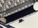 Gallop Messenger Bag Size: 20.5*16*5 cm - 图片 2