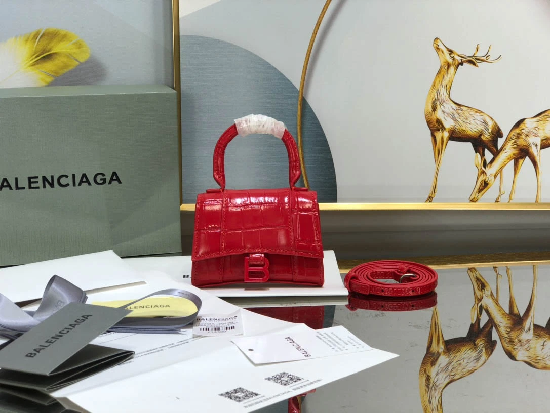 Balenciaga Model: LG0115 Size: 11.5x14x4.5cm