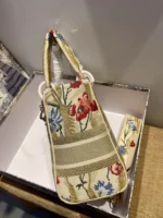 Lady D-Lite 5-panel embroidery Size: 24 x 20 x 11 cm - 图片 5