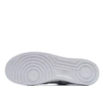 KAWS x Nike Air Force 1 Low Low-Top Sneakers - 图片 5