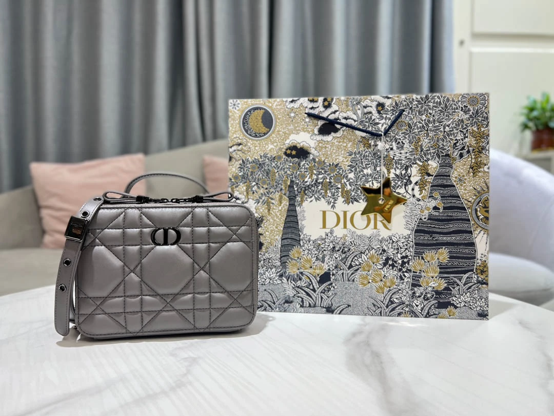 i56a364d996d47554a474dcc4d9754d6f CARO Series Size: 18*13*5 cm - 图片 1