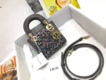 Lady Dior mini Size:12 x 10.2 x 5 cm Model:S0856