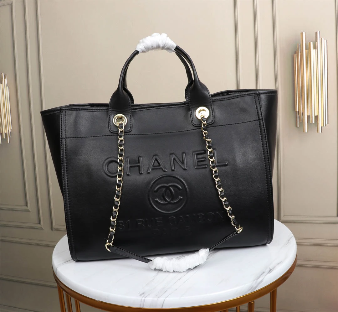 CHANE Size: 38*29*21cm