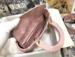 Lady Dior five-panel embroidery Size: 24 cm x 20 cm x 11 cm Model : M0565 - 图片 9
