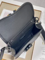 Gallop Messenger Bag Size: 20.5 x 16 x 5 cm Model: 033D - 图片 8
