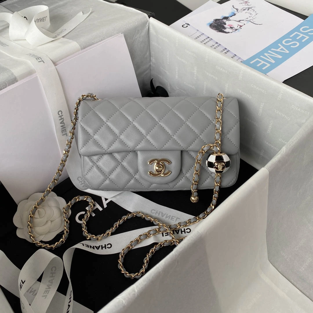 Chane Small Golden Ball One Shoulder Crossbody Model: AS1786 Size: 17cm