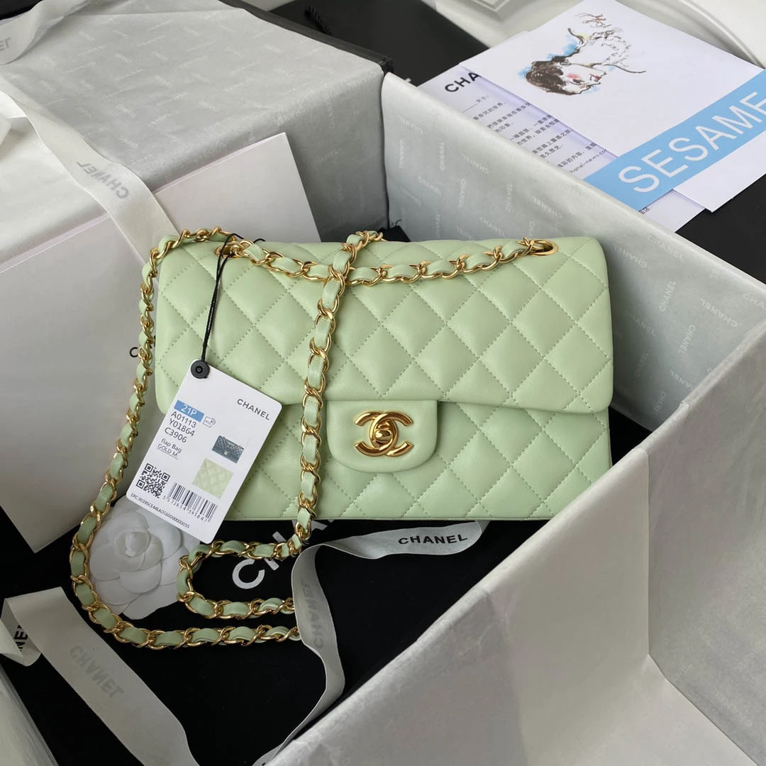 Chane1 Elegant Simple Size: 23cm Model Number: A01113