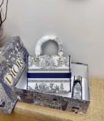 Lady D-Lite 5-panel embroidery Size: 24 x 20 x 11 cm - 图片 4