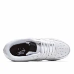 Nike Air Force 1 07 Low Low Top Sneakers - 图片 3