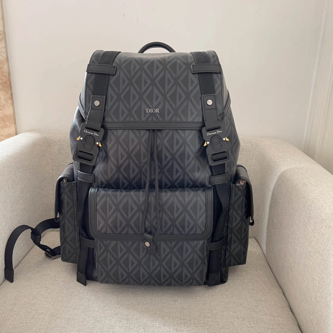 Hit the Road Shoulder Bag Size: 51*43*20cm