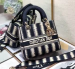 Lady Embroidery Collection Size:24cm - 图片 7