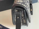 Gallop Messenger Bag Size: 20.5*16*5 cm - 图片 5