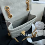 Chane Phone Case Model: AS1961 Phone Case Size: 17*13*5.5cm - 图片 4