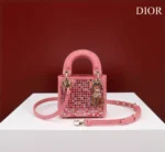 Lady Dior mini Size: 12 x 10.2 x 50cm Ref: S085686