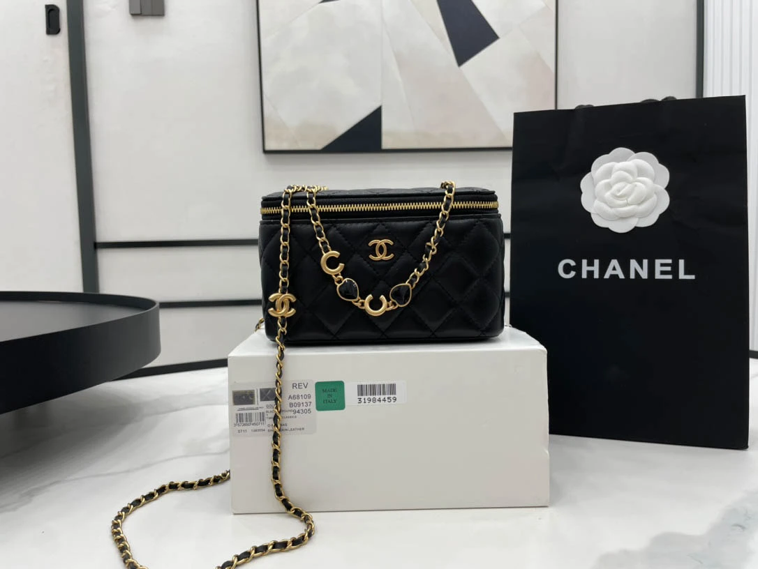 ifeeef8579f14fdf3056ad807174fdaa4 A68109 chanel old fashioned size: 17*9.5*8cm - 图片 1