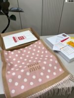 Brown and pink polka dot scarf - 图片 7
