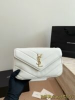 LOULOU in MATELASSÉ lambskin white - 图片 3