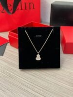 Wulu petite necklace in 18K rose gold set with mother-of-pearl and diamonds