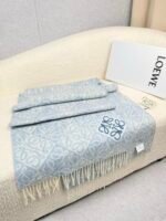 Anagram scarf in wool and cashmere blue - 图片 8