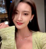 Classic Butterfly Petite Diamond Necklace - 图片 5