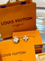 Color Blossom BB Star Ear Stud, Pink Gold and White Mother-of-Pearl - Per Unit - 图片 10
