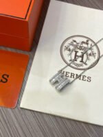 Mini Pop H pendant