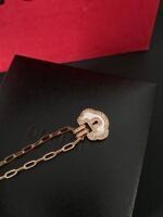 Yu Yi grande necklace in 18K rose gold set with jade and diamonds - 图片 4