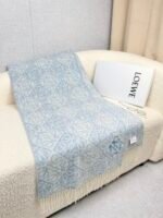 Anagram scarf in wool and cashmere blue - 图片 3