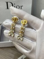 Pearl and leaf tassel earrings - 图片 8