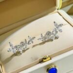 Classic Butterfly Petite Diamond Ear Climber - 图片 5