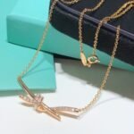 Tiffany Knot Small Pendant in Rose Gold with Diamonds - 图片 12