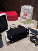 Valentino Suede Lambswool Tote Bag black - 图片 5