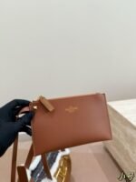 Valentino Suede Lambswool Tote Bag - 图片 14