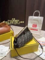 Fendi First clutch evening bag monogram - 图片 3