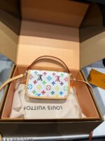 LV Diane White Tricolor Baguette Handbag - 图片 3