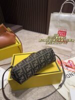Fendi First clutch evening bag monogram - 图片 9